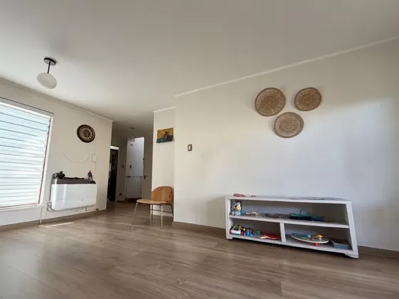 Casa En Arriendo De 3 Dorm. 3 Baños En Los Angeles