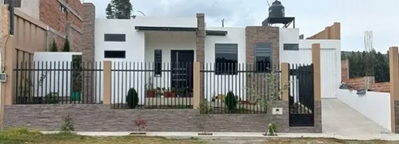 Casa Moderna En Guano