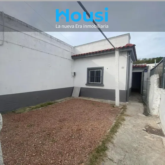 Venta Casa 2 Dormitorios, Bien Ubicada Zona Belvedere, Acepta Anv 
