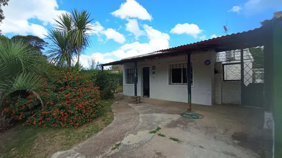 Reservada ..................se Vende Casa Mas 2 Aptos.