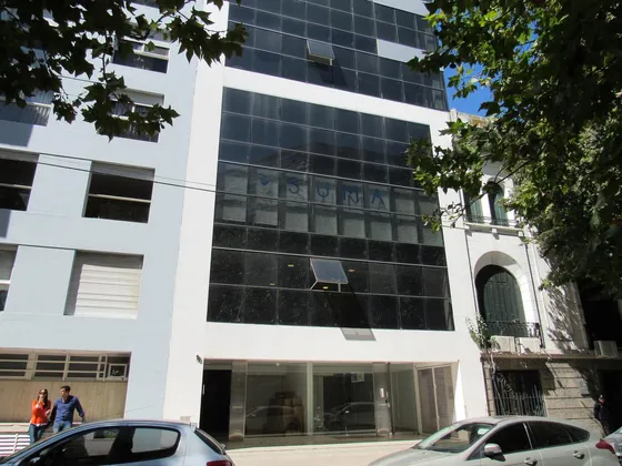 Oficina En Venta En La Plata