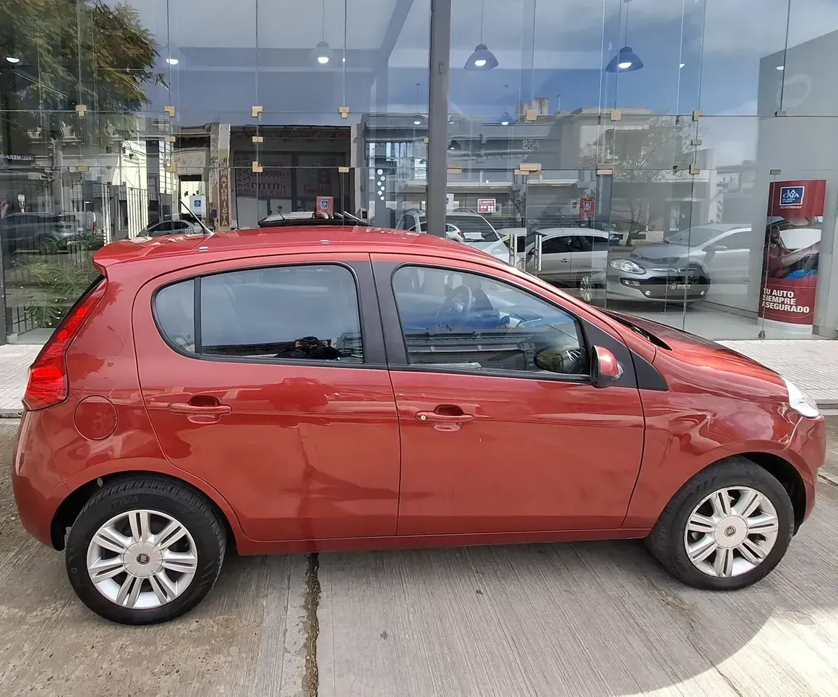 Fiat Palio 1.6 Essence 115cv Brasil