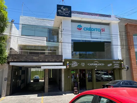 Local En Renta, Avenida Acueducto.