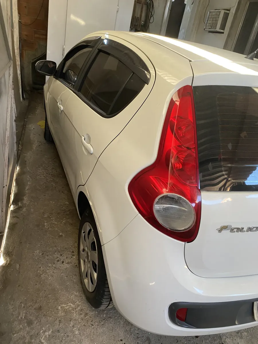 Fiat Palio 2015 1.0 Attractive Flex 5p — foto 9