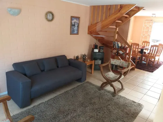 Casa Excelente Ubicación, A Pasos Metro, 3.500 Uf.