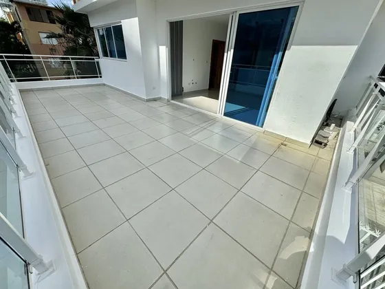 Apartamento En La Esperilla, 2da Con Terraza