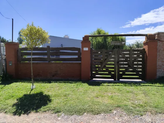 Casa En Parque Sicardi, 663 Y 15