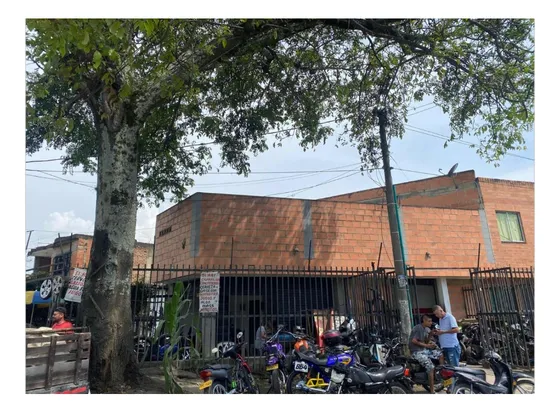 Venta De Dos Locales Comerciales