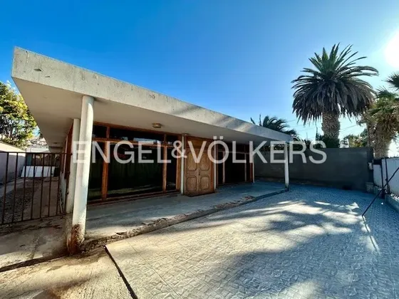 Casa En Avenida Principal, Perfecta Para Negocio O Vivienda