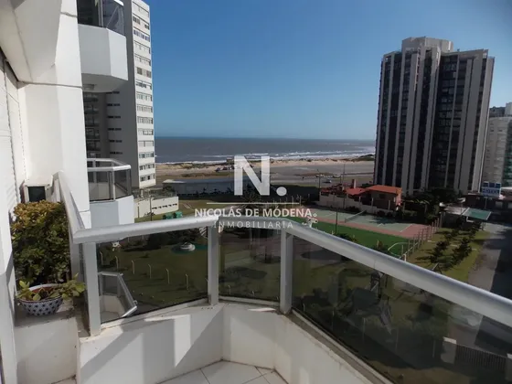 En Venta Apartamento De 1 Dormitorio En Brava En Punta Del Este