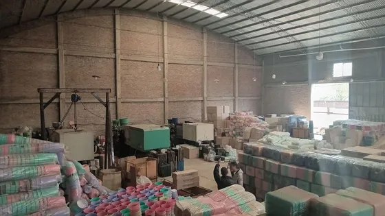 Venta De Nave Industrial De 590 M2, En  9 De Abril 