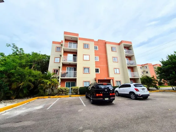 Apartamento En Alquiler En Verón, Punta Cana, 78m2, 2 Hab. 1 Parqueo, Excelente Ubicacion, Cuenta Con Todas Las Comodidades Y Confort, Seguridad, Zana Tranquila, Un Paraíso Para Vivir. 