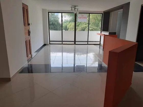 Amplio Apartamento En Venta  Pinares, Pereira