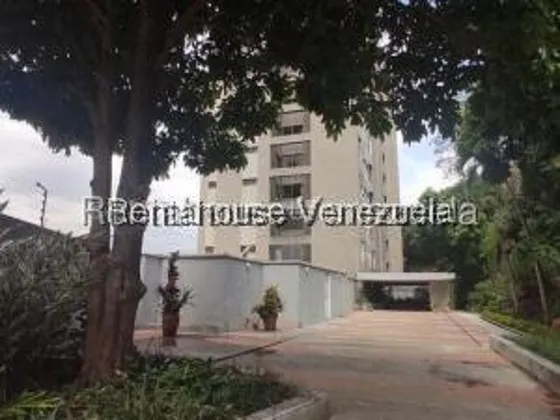 Apartamento En Alquiler. Las Mesetas De  Santa Rosa De Lima. Mls 25-19337