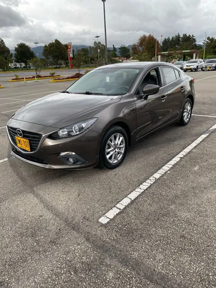 Mazda 3 2.0 Touring