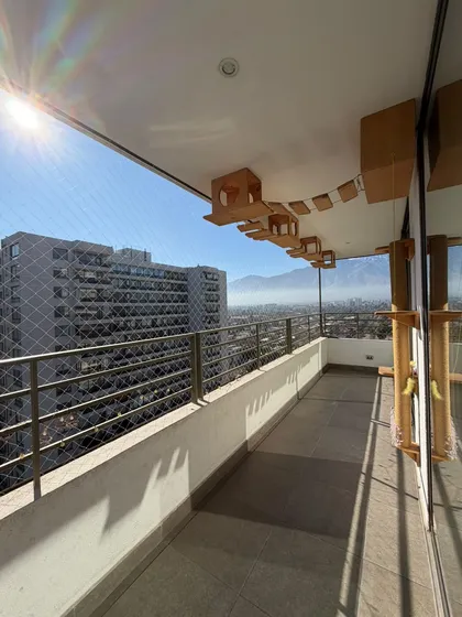 Se Arrienda Excelente Depto En Sector Residencial De Macul