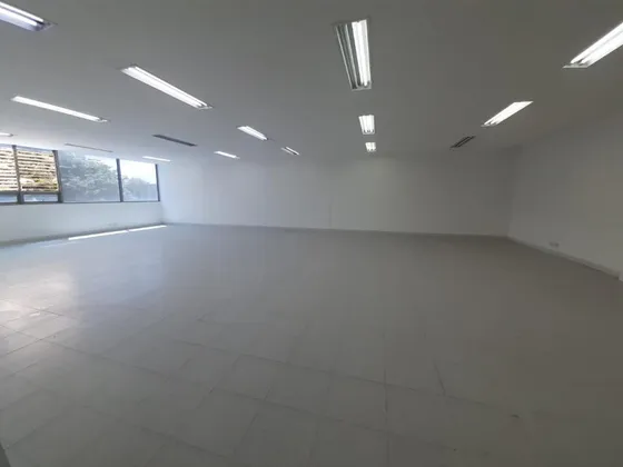 Oficina En Arriendo En Santa Cecilia-fontibón. Cod A1040141