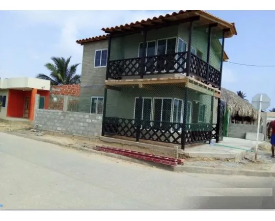 Casa Frente Al Mar En Venta, Barrio Santa Lucía, Moñitos Córdoba