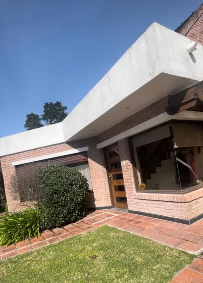 Venta Casa 3 Dormitorios Canning Con Cochera