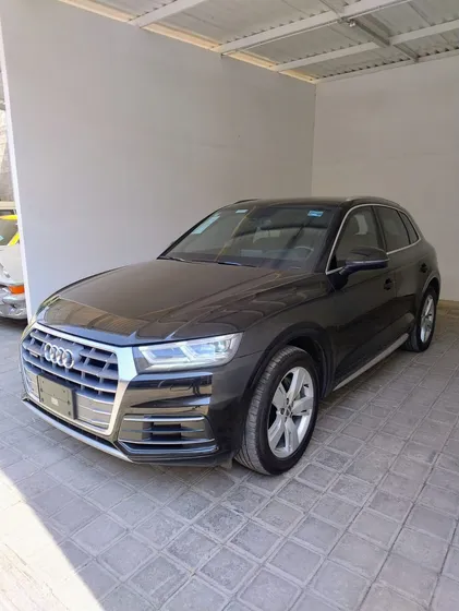 Audi Q5 2.0 L Security