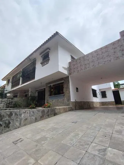 Venta Casa Trigaleña Calle Abierta 2 Plantas Mg