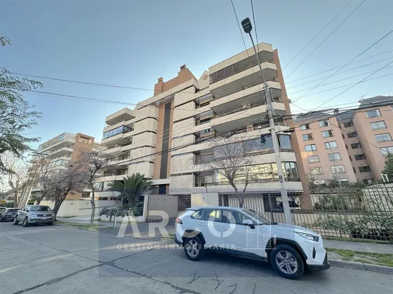 Departamento En Venta De 4 Dorm. En Las Condes