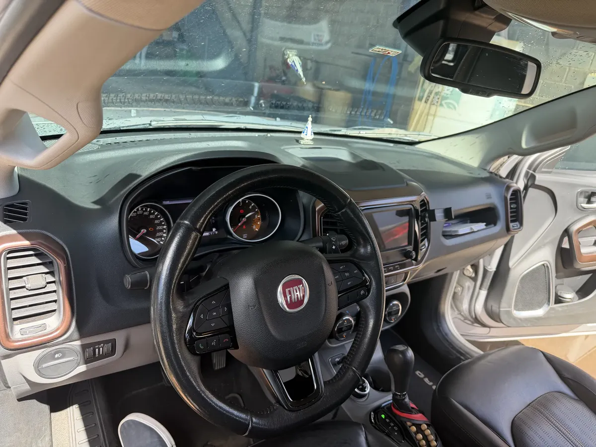 Fiat Toro 2020 2.0 Volcano 4x4 Aut. 4p — foto 2