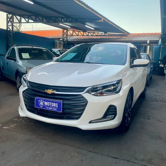 Chevrolet Onix 1.0 Turbo Flex Plus Premier Automático