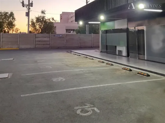 Estacionamiento En Arriendo En Ovalle