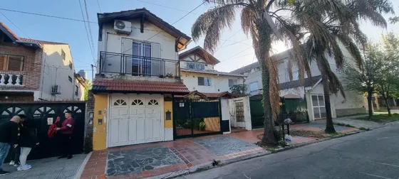 Oportunidad En Venta En Martin Coronado Zona Estacion Gran Propiedad De 5 Ambientes 3 Baños F: 10089