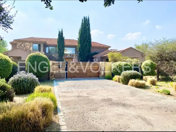 Casa Provenzal Moderno En Brisas De Chicureo