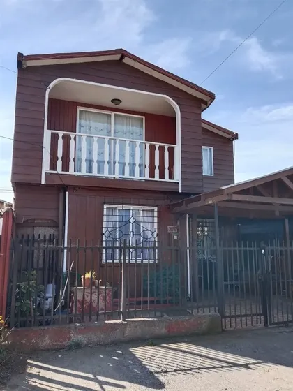 Casa En Venta De 4 Dorm. En Osorno