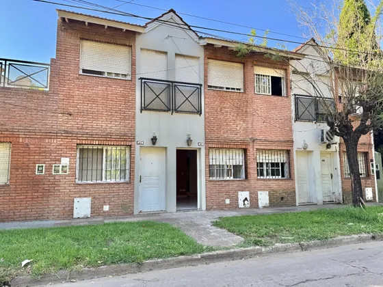 Duplex En Venta 3 Ambientes Con Patio En El Palomar!