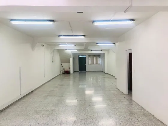 Oficina En Arriendo/venta En Santa Maria Del Lago. Cod A1002208