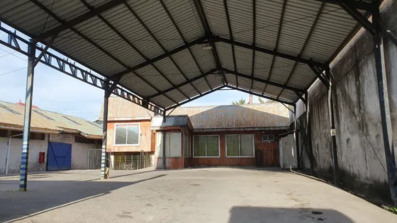 En Venta Local Comercial Con Galpón En Centro De Coyhaique