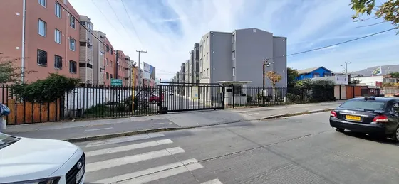Venta De Dpto. En La Calera, 3 Dormitorios, Un Baño. 50 M$.
