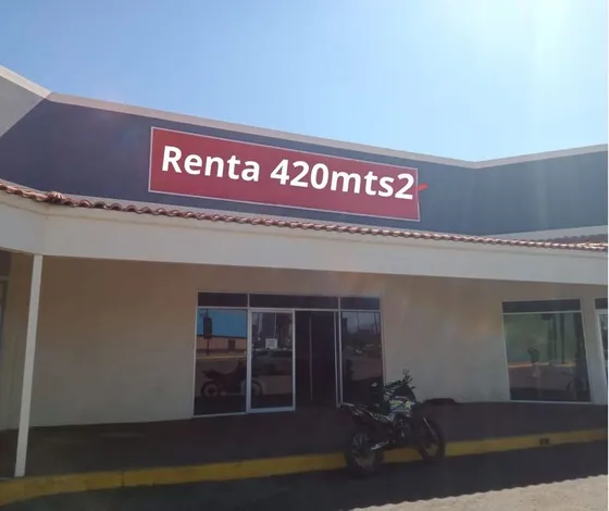 Local En Renta En Plaza Los Sauces, Tarimbaro