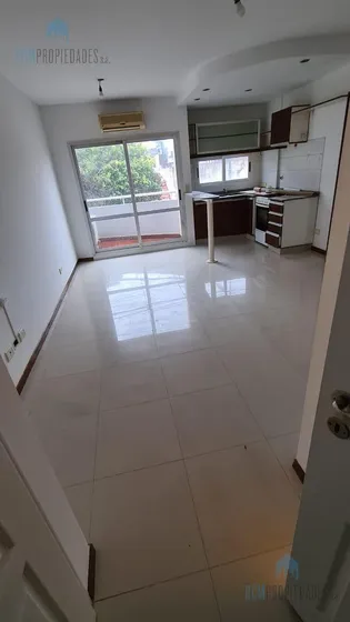 Venta Departamento 2 Ambientes Liniers Triplex