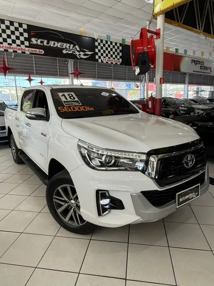 Toyota Hilux 2.8 Srx 4x4 Cd 16v