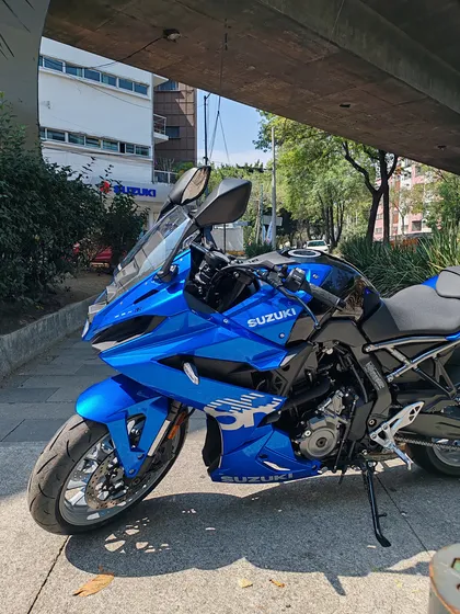 Gsx-8r