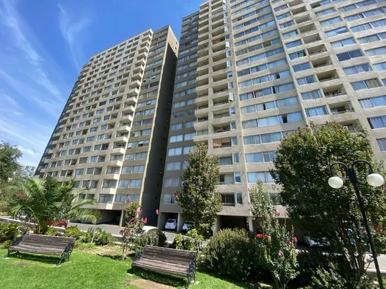 Vende Hermoso Depto De 1 D, 1b, L- C. Metro Rodrigo De Araya
