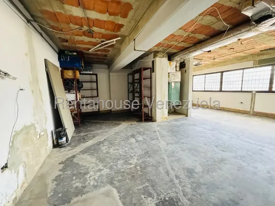 En Venta Oficina Para Remodelar Ubicada Estratégicamente En El Centro Este De Barquisimeto Lara Rc