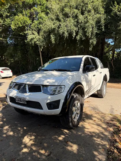 Mitsubishi L200 3.2 Cab Doble 4wd Gls Mt Airbag-abs