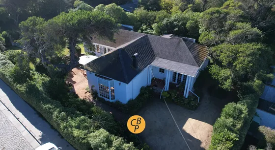 Exclusiva Casa De 5d/4b Con Piscina Y Quincho Sto. Domingo