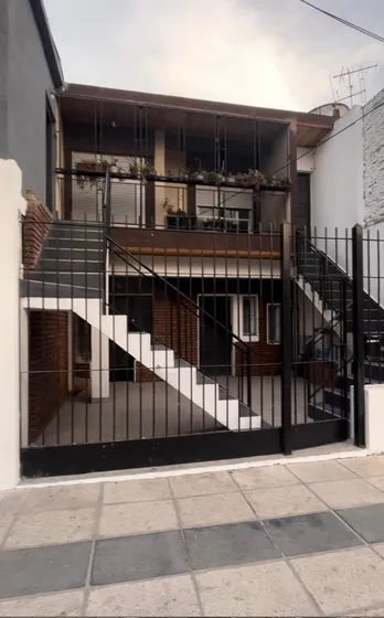 Venta Dpto. 2 Amb. Con Balcón Luminoso Al Frente 60 M2 Aprox