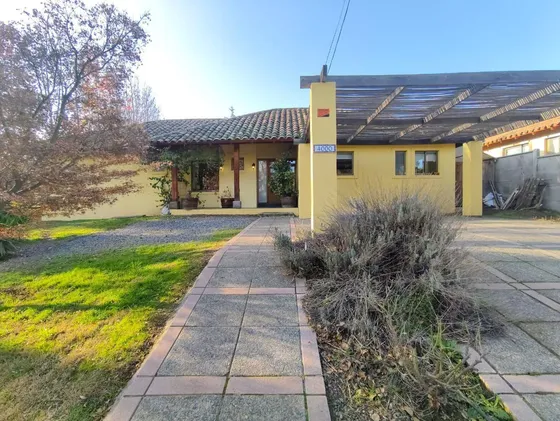 Hermosa Casa En Machali En Venta-piscina- 5hab 4 Baños