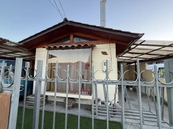 Se Vende Amplia Casa En Sindempart, Coquimbo