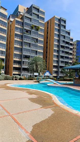 En Venta Apartamento De 140 M2 , 3 Habitaciones , Res Aquavilla Sector Pascal Barcelona