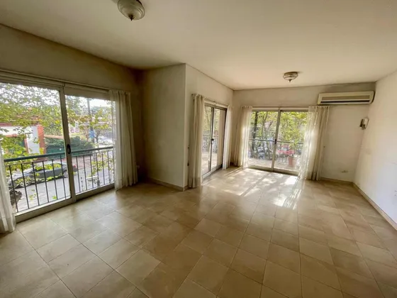 Departamento En Venta - 2 Dormitorios 2 Baños - 95mts2 - Adrogué