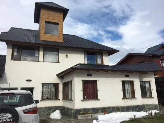 Excelente Casa + Departamentos Turisticos, Bariloche